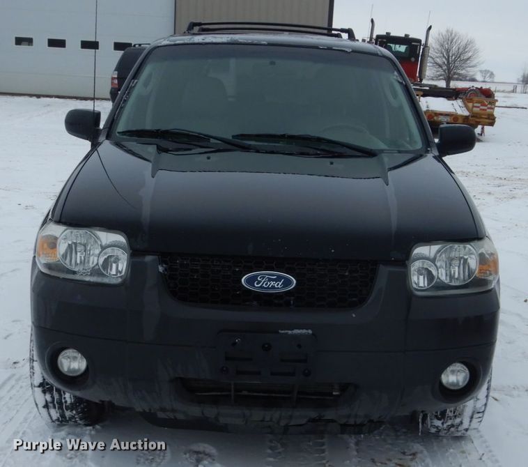 image for item HS9819 2007 Ford Escape XLT  SUV
