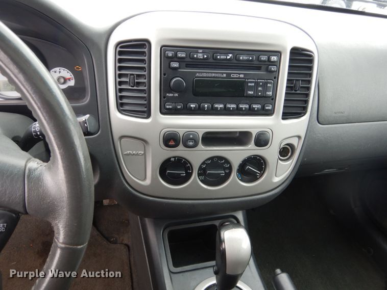 image for item HS9819 2007 Ford Escape XLT  SUV