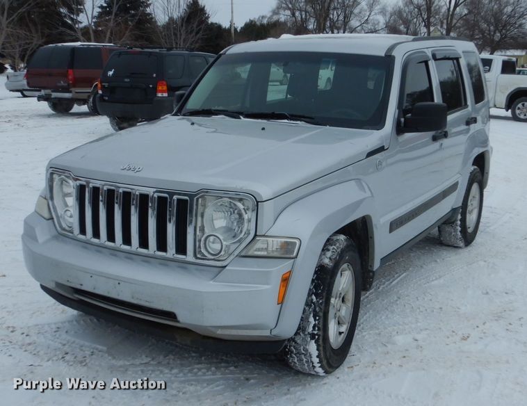 image for item HS9820 2011 Jeep Liberty  SUV