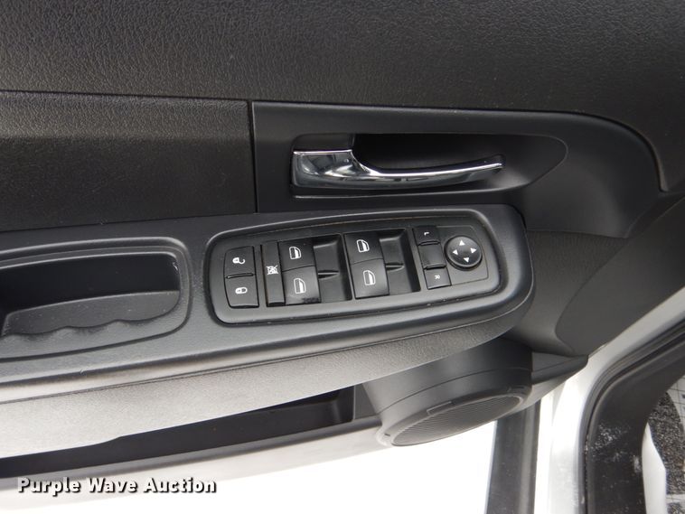 image for item HS9820 2011 Jeep Liberty  SUV