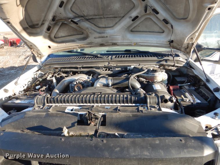 image for item HU9875 2006 Ford F450 Super Duty  flatbed truck