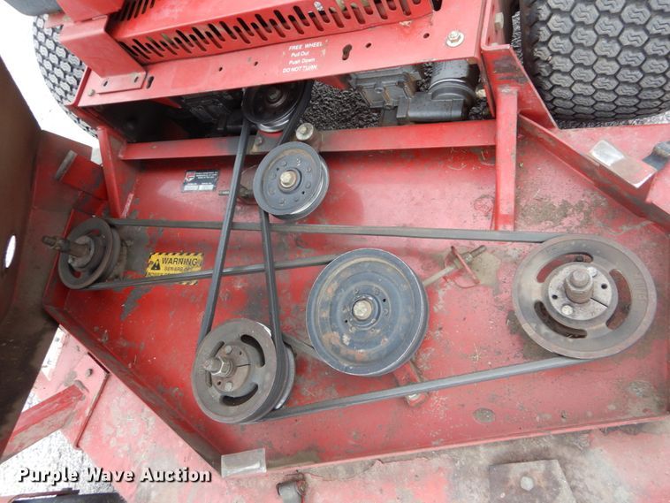 image for item HV9593 Ferris DDSKAV17  commercial turf mower