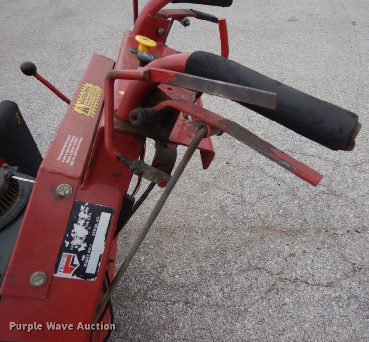 image for item HV9593 Ferris DDSKAV17  commercial turf mower