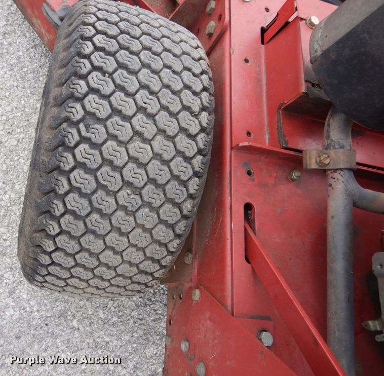 image for item HV9593 Ferris DDSKAV17  commercial turf mower