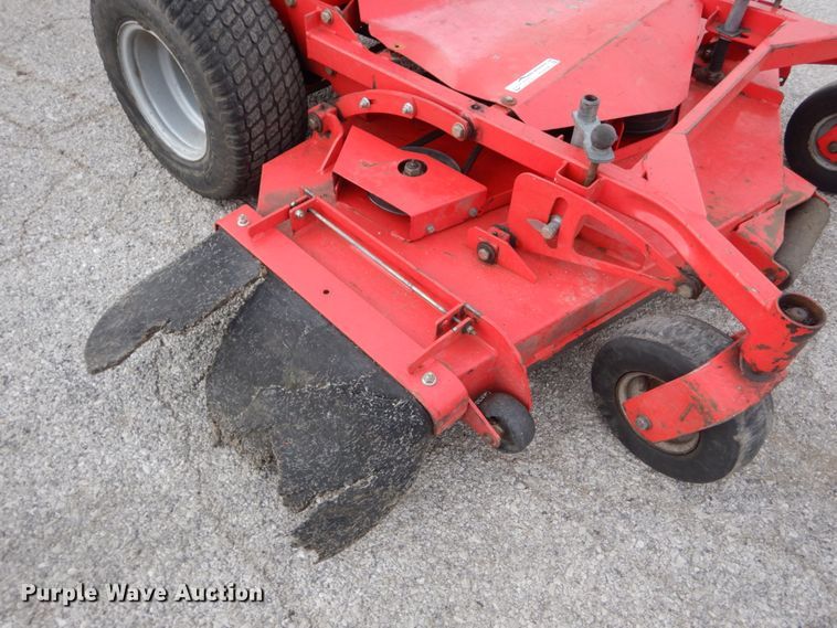 image for item HV9596 Snapper-pro  commercial turf mower