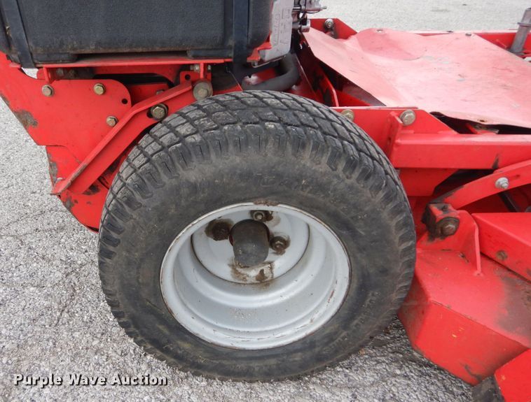 image for item HV9596 Snapper-pro  commercial turf mower