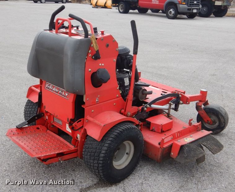 image for item HV9597 Gravely 994124  commercial turf mower