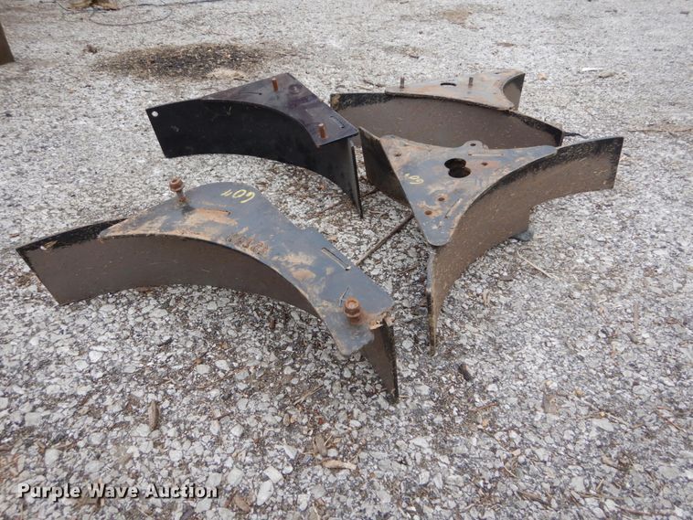 image for item HV9597 Gravely 994124  commercial turf mower