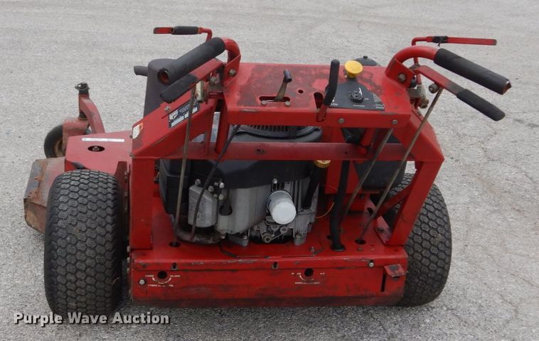 image for item HV9598 Ferris DDSKAV17  commercial turf mower