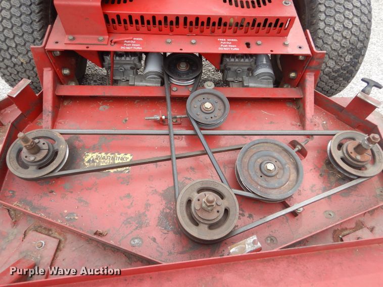 image for item HV9598 Ferris DDSKAV17  commercial turf mower