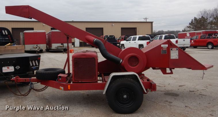 image for item HV9602 Asplundh  wood chipper