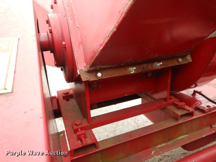 image for item HV9602 Asplundh  wood chipper