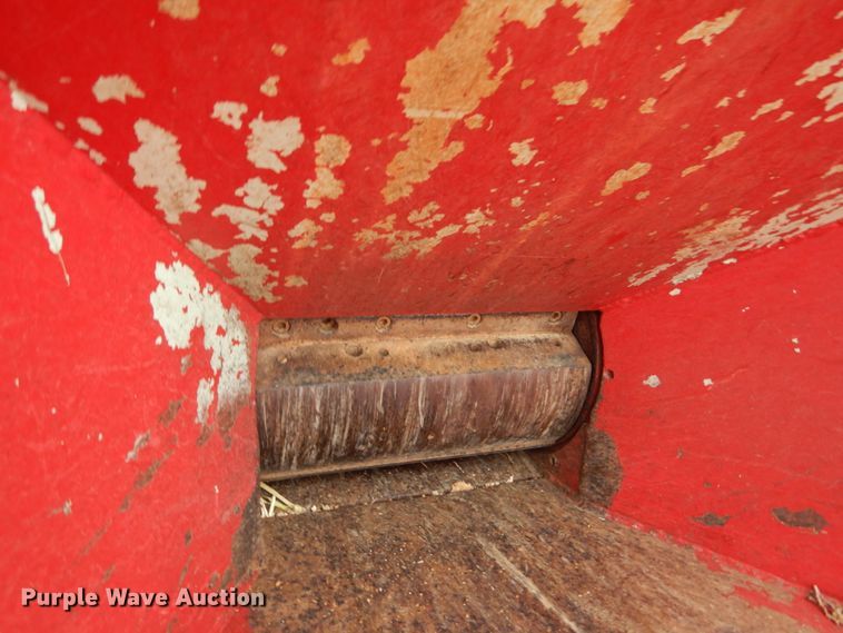 image for item HV9602 Asplundh  wood chipper