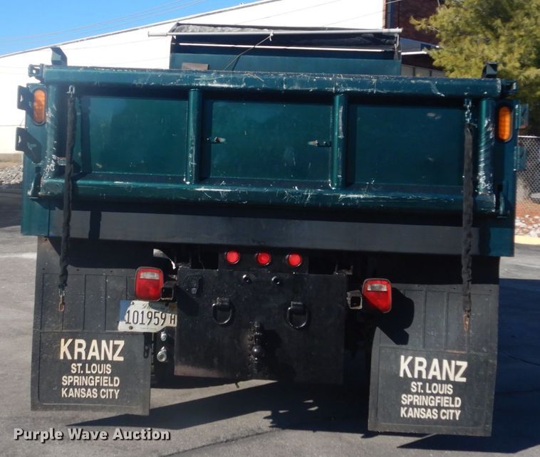 image for item HV9607 2007 GMC C5500  dump truck