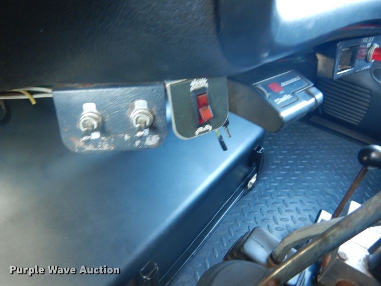 image for item HV9607 2007 GMC C5500  dump truck