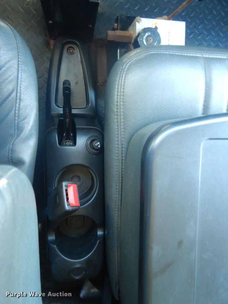 image for item HV9607 2007 GMC C5500  dump truck