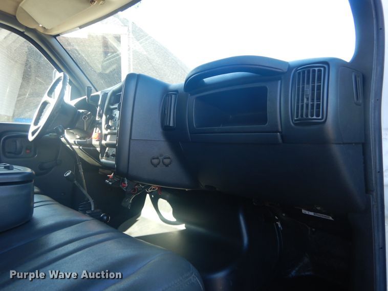 image for item HV9607 2007 GMC C5500  dump truck