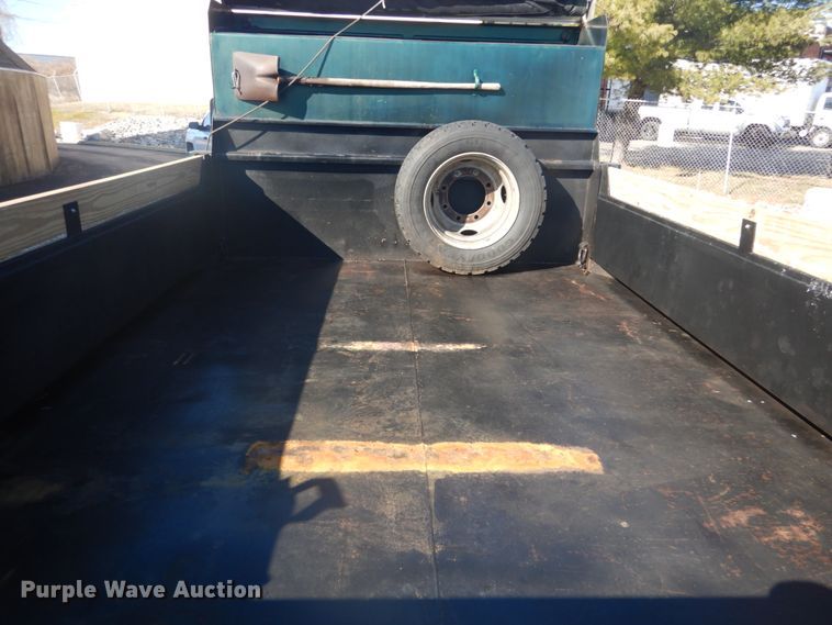 image for item HV9607 2007 GMC C5500  dump truck