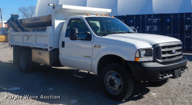 image for item HV9608 2002 Ford F550  dump truck