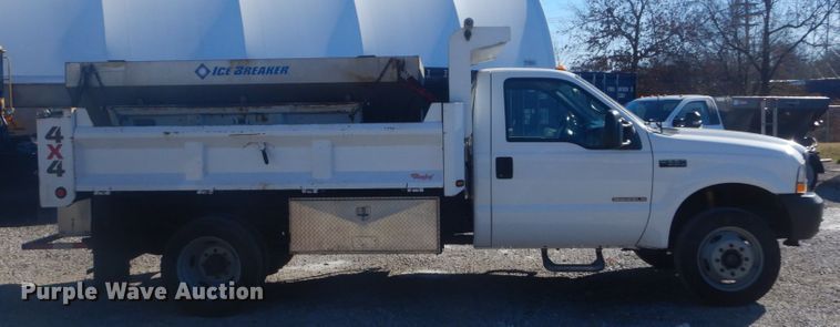 image for item HV9608 2002 Ford F550  dump truck