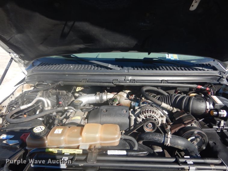 image for item HV9608 2002 Ford F550  dump truck