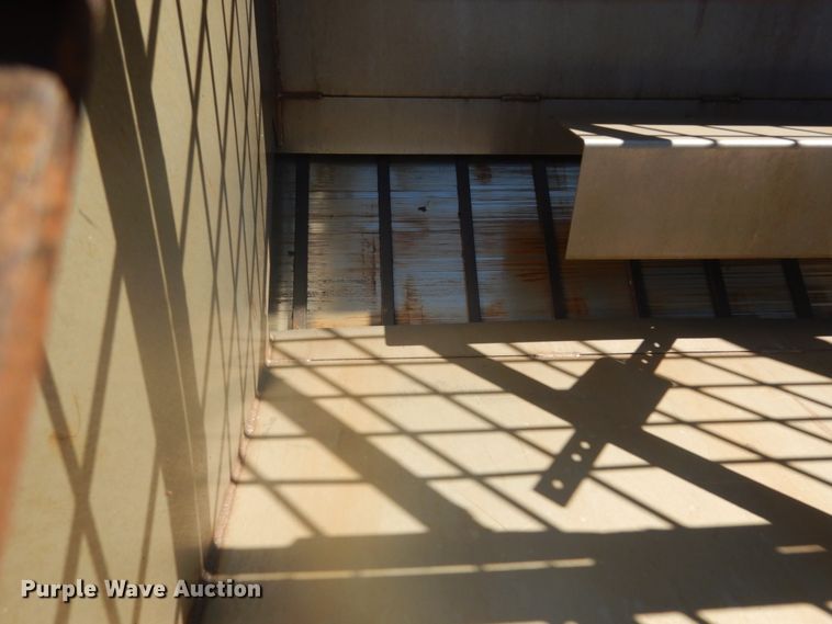 image for item HV9608 2002 Ford F550  dump truck