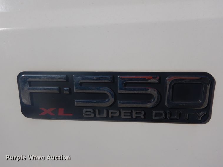 image for item HV9608 2002 Ford F550  dump truck