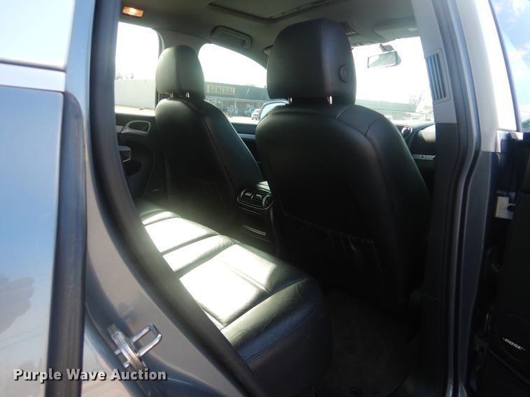 image for item HW9772 2006 Porsche Cayenne S  SUV