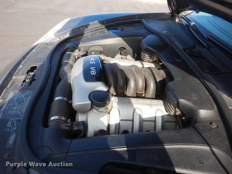 image for item HW9772 2006 Porsche Cayenne S  SUV