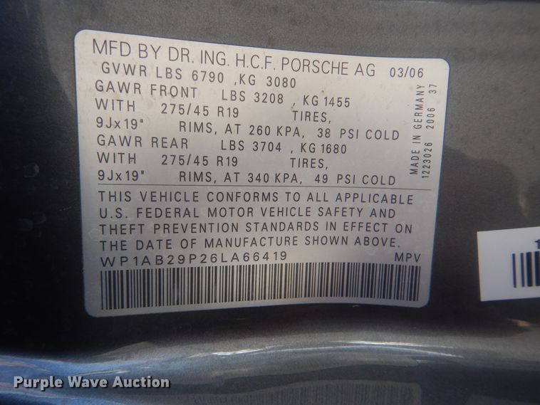 image for item HW9772 2006 Porsche Cayenne S  SUV