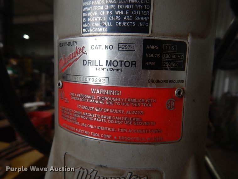 image for item HW9802 Milwaukee 4203  electromagnetic drill press