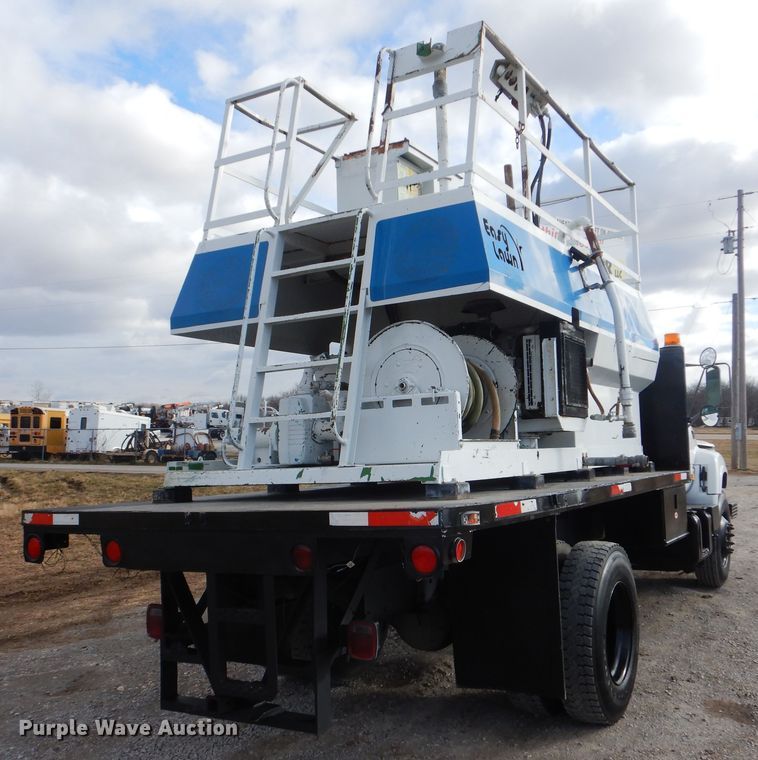 image for item HX9093 1999 Chevrolet C7500  hydroseeder truck