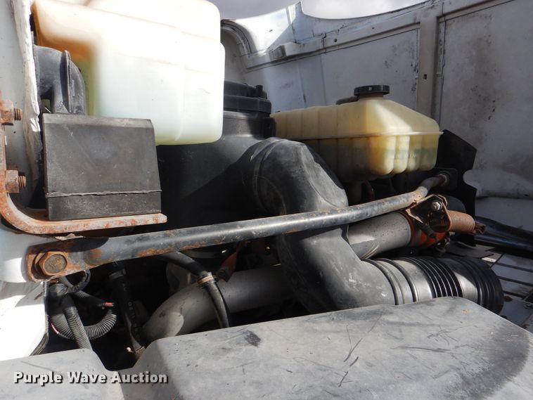 image for item HX9093 1999 Chevrolet C7500  hydroseeder truck