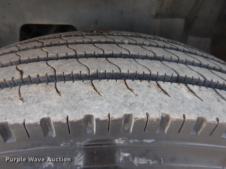 image for item HX9093 1999 Chevrolet C7500  hydroseeder truck