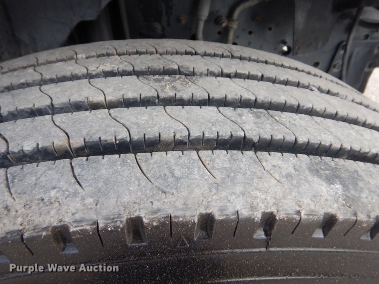 image for item HX9093 1999 Chevrolet C7500  hydroseeder truck