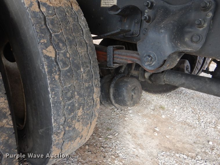 image for item HX9102 2013 Freightliner M2 106  flatbed truck