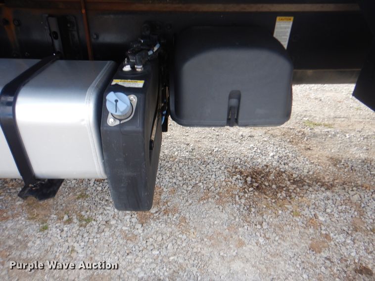 image for item HX9102 2013 Freightliner M2 106  flatbed truck