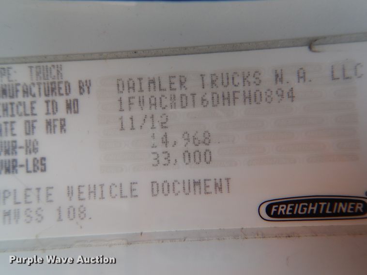 image for item HX9102 2013 Freightliner M2 106  flatbed truck