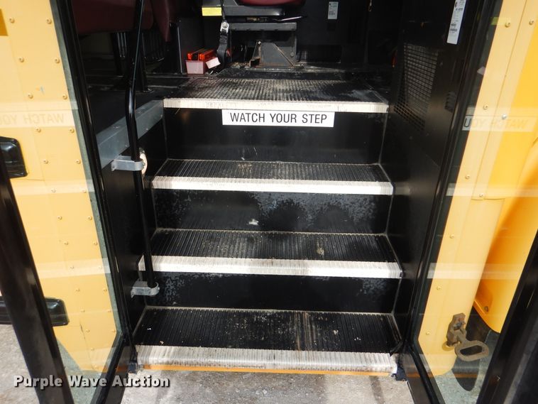 image for item HX9118 2008 International CE school  bus