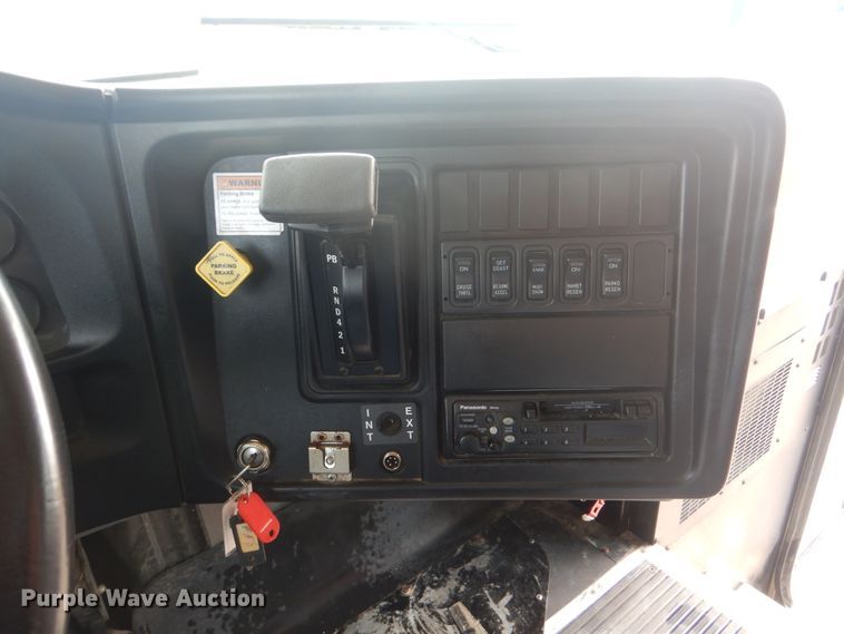 image for item HX9118 2008 International CE school  bus