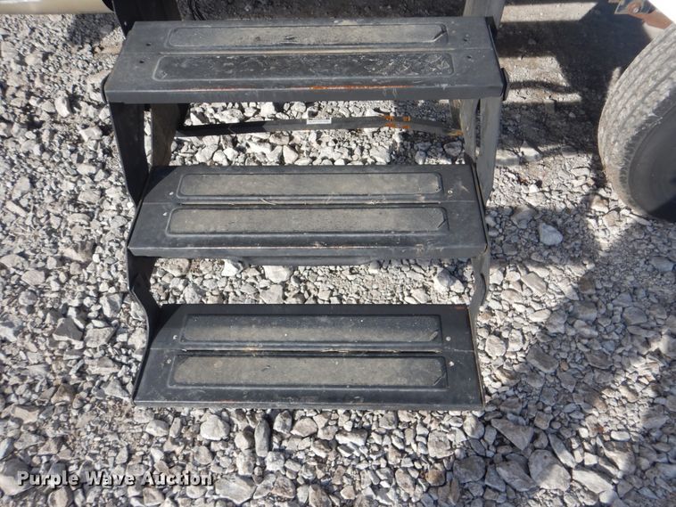 image for item HX9124 2006 Holiday Rambler Savoy LX  camper