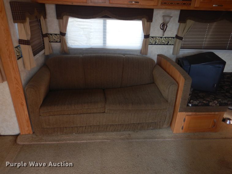 image for item HX9124 2006 Holiday Rambler Savoy LX  camper