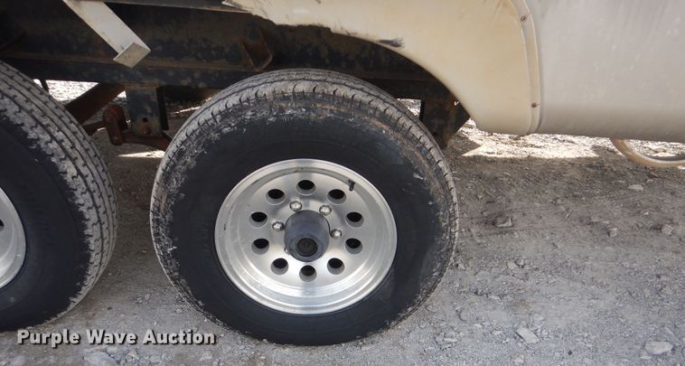 image for item HX9124 2006 Holiday Rambler Savoy LX  camper