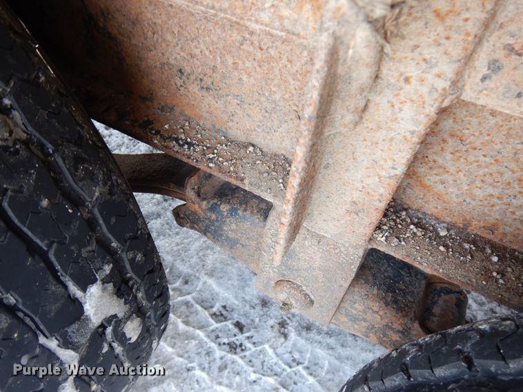 image for item HX9538 2005 Redi  utility trailer