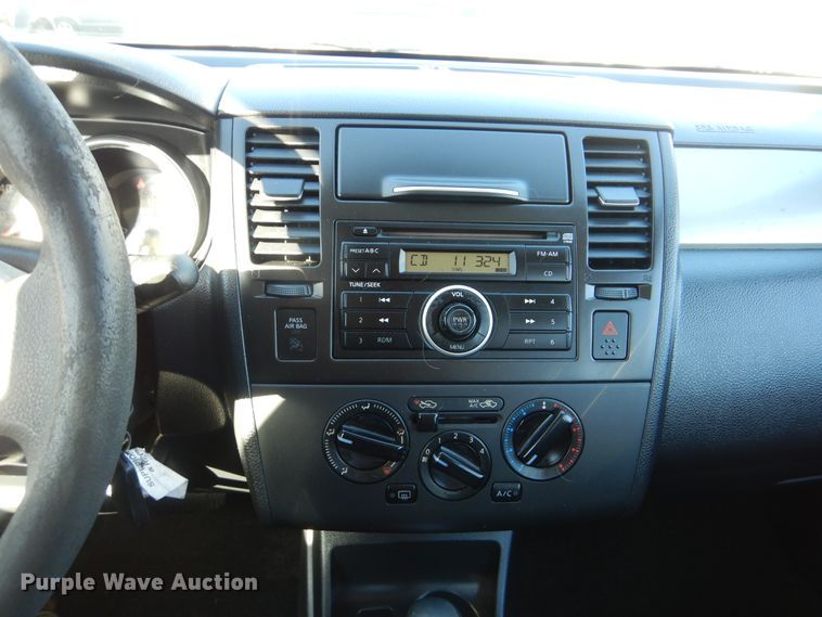 image for item HY9970 2009 Nissan Versa
