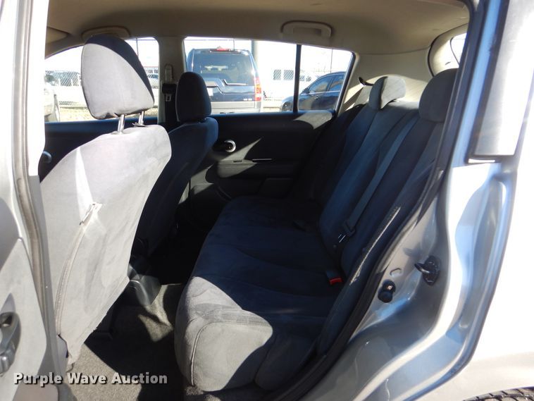 image for item HY9970 2009 Nissan Versa