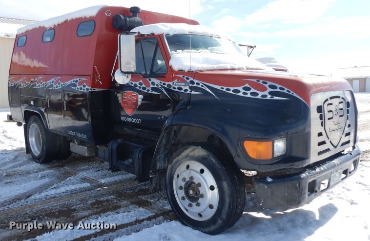 image for item IG9171 1997 Ford F800  utility / service truck