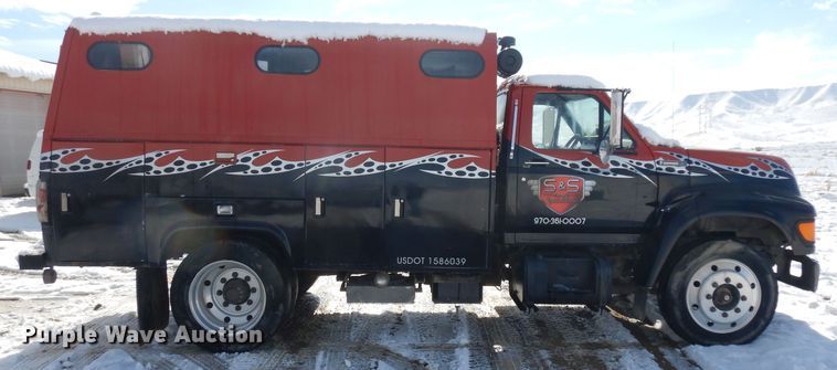 image for item IG9171 1997 Ford F800  utility / service truck