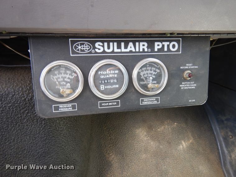 image for item IG9171 1997 Ford F800  utility / service truck