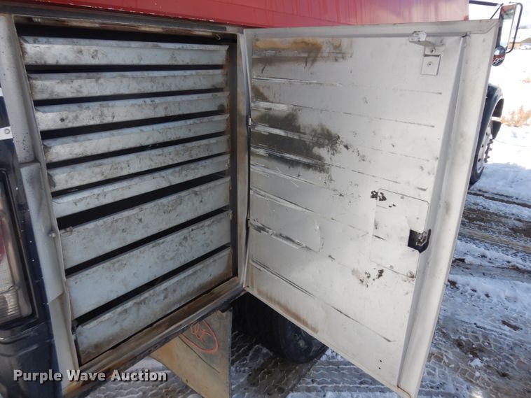 image for item IG9171 1997 Ford F800  utility / service truck